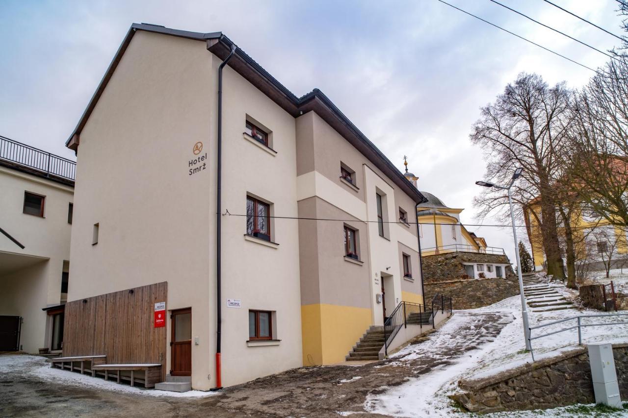 Hotel Smrz Sepekov Екстериор снимка
